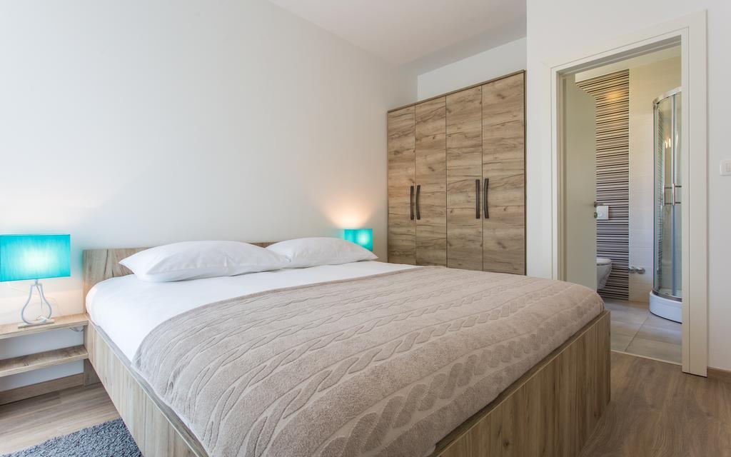 Apartments Viktorija Baska  Ngoại thất bức ảnh