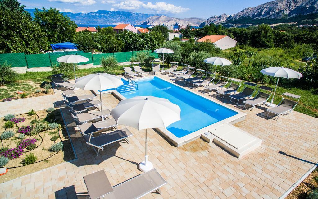 Apartments Viktorija Baska  Ngoại thất bức ảnh